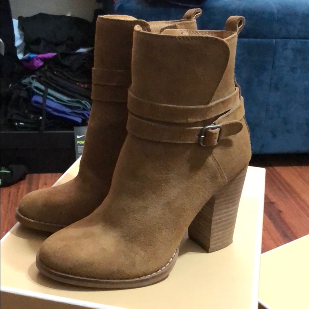 Lucky Brand boots